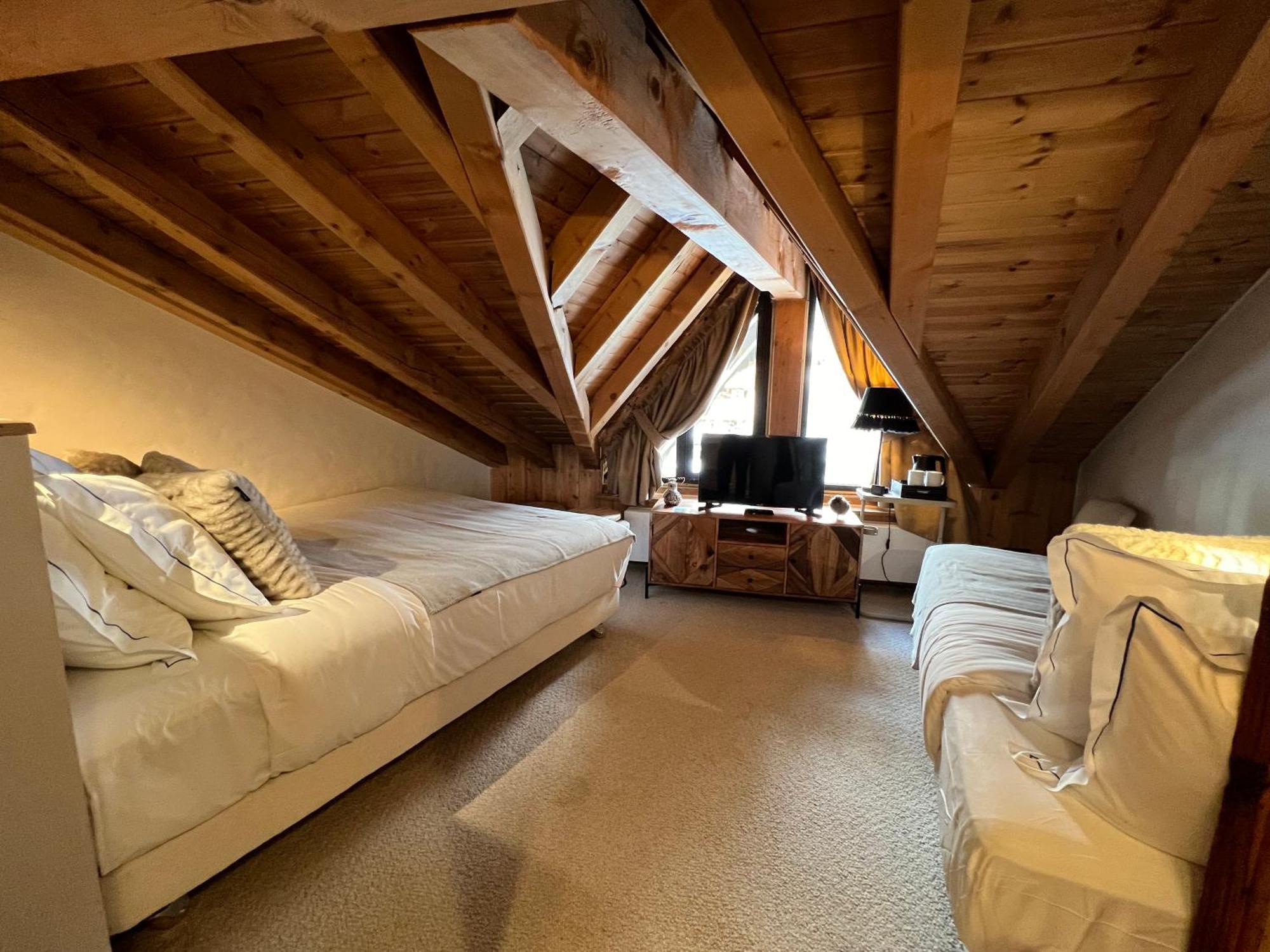 Chambre Double ou Lits Jumeaux Économique